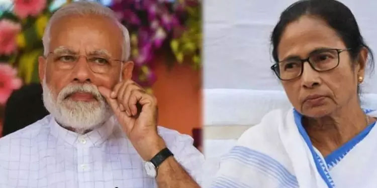 റേഷൻ കടകളിൽ മോദിയുടെ ചിത്രമുള്ള ഫ്ളെക്സ് സ്ഥാപിക്കുന്നില്ല; ബം​ഗാളിന്റെ 7000 കോടിയുടെ ഫണ്ട് തടഞ്ഞ് കേന്ദ്ര സർക്കാർ