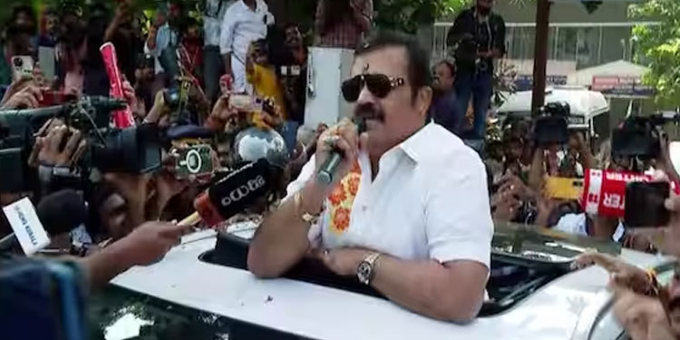 സുരേഷ്ഗോപിക്കെതിരെ കുറ്റപത്രം സമര്‍പ്പിക്കുന്നത് വൈകും,സാങ്കേതികതടസ്സം ഉന്നതഉദ്യോഗസ്ഥര്‍ വിലയിരുത്തുന്നു