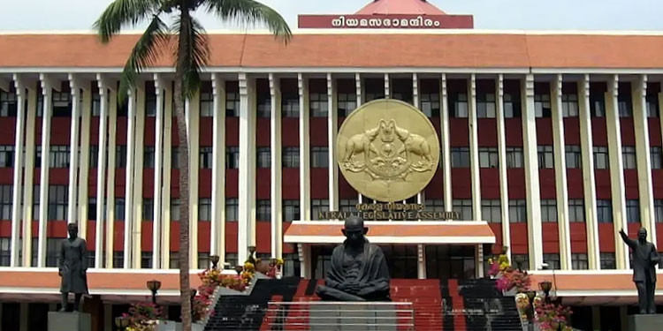 നയപ്രഖ്യാപനം: സംസ്ഥാനത്ത് 25ല് അധികം സ്വകാര്യ വ്യവസായ പാര്ക്കുകള് കൂടി സ്ഥാപിക്കും
