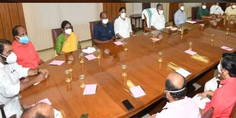 പുനര്‍ഗേഹം പദ്ധതിക്ക്  4 ലക്ഷം രൂപ വീതം നല്‍കുവാൻ മന്ത്രിസഭാ യോഗത്തിൽ തീരുമാനം