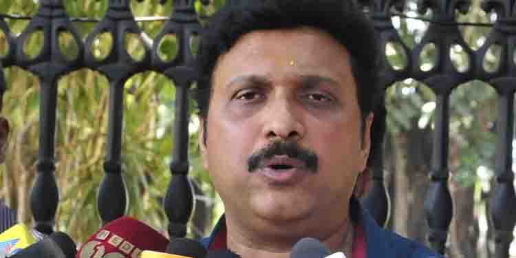 മന്ത്രി ഗണേഷ് കുമാറിന്റെ പേഴ്സണൽ സ്റ്റാഫിൽ 17 അം​ഗങ്ങൾ; സർക്കാർ ഉത്തരവ്
