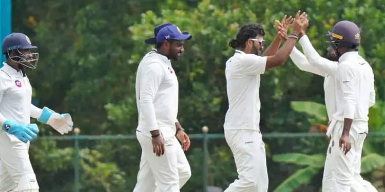 രഞ്ജി ട്രോഫി: കേരളത്തിന് ഒന്നാം ഇന്നിങ്സ് ​ലീഡ്