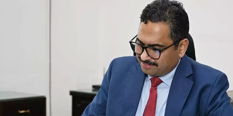 കേന്ദ്ര വാർത്താവിതരണ പ്രക്ഷേപണ മന്ത്രാലയ സെക്രട്ടറിയായി സഞ്ജയ് ജാജു ചുമതലയേറ്റു