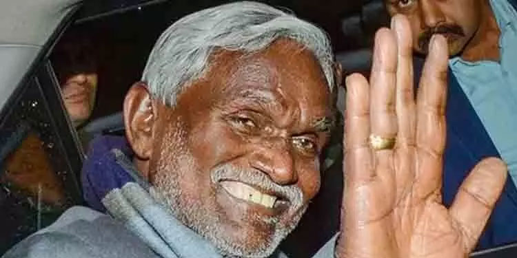 ചംപായ് സോറൻ ഗവർണറെ കണ്ടു; ഝാർഖണ്ഡിൽ ഉടൻ സർക്കാർ രൂപവത്കരിക്കും