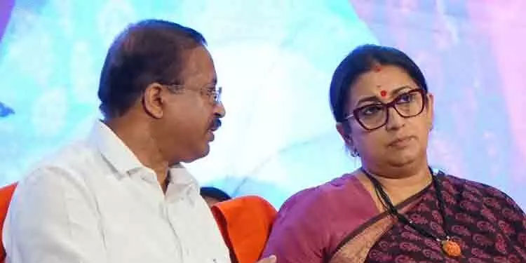 ഹജ്ജ് യാത്രാനിരക്ക്: 40,000 രൂപ കുറച്ചതിന് സ്മൃതിക്ക് നന്ദി പറഞ്ഞ് വി.മുരളീധരൻ