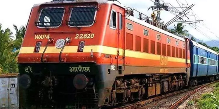 അ​റ്റ​കു​റ്റ​പ്പ​ണി: ട്രെയിൻ ഗതാഗത നിയ​ന്ത്രണം, ജനശതാബ്ദിയിൽ അധിക കോച്ച്