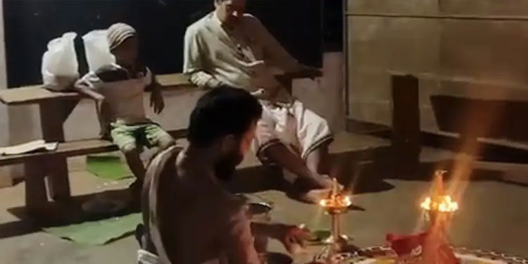 സ്‌കൂളിൽ രഹസ്യപൂജ: ബിജെപി അനുഭാവിയായ മാനേജർ അറസ്റ്റിൽ