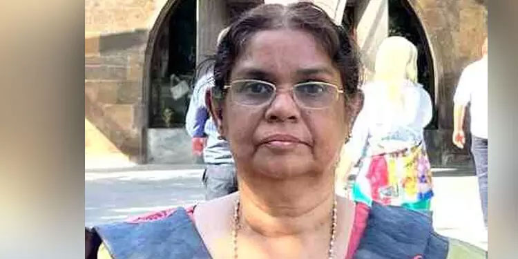 റോഡ് മുറിച്ചുകടക്കുന്നതിനിടെ ടിപ്പര്‍ ഇടിച്ച് വയോധികക്ക് ദാരുണാന്ത്യം