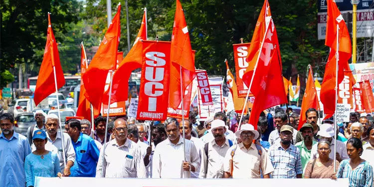 കേന്ദ്ര സർക്കാരിന്റെ ജനദ്രോഹങ്ങൾക്കെതിരെ എസ്.യു.സി.ഐ രാജ്ഭവൻ മാർച്ച് നടത്തി