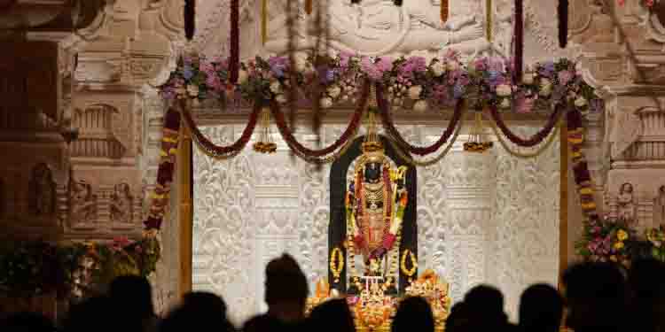 പ്രതിദിനം 2 ലക്ഷം ഭക്തർ; 15 ദിവസം കൊണ്ട് രാമക്ഷേത്രത്തിന് ലഭിച്ചത് 12.8 കോടി