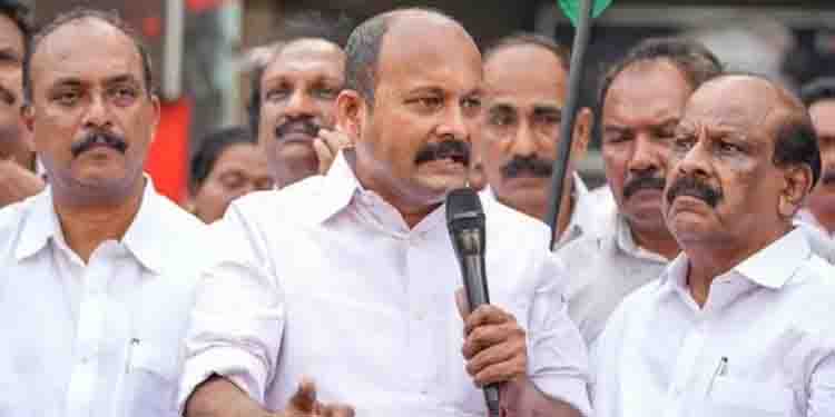 കോതമംഗലം പ്രതിഷേധം; മുഹമ്മദ് ഷിയാസും മാത്യു കുഴൽനാടനും ഇന്ന് പൊലീസിന് മുന്നിൽ ഹാജരാകും
