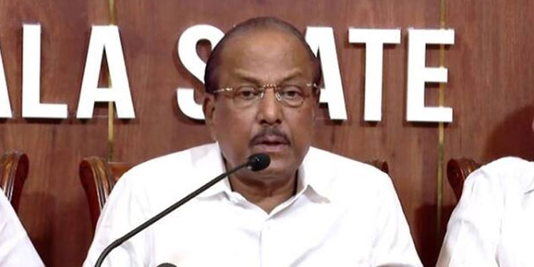 ‘പുലിയെ അതിൻ്റെ മടയിൽ പോയി പിടിക്കണം, അതാണ് മുരളി’; ഷാഫി യുഡിഎഫിൻ്റെ ട്രബിൾ ഷൂട്ടറെന്നും കുഞ്ഞാലിക്കുട്ടി