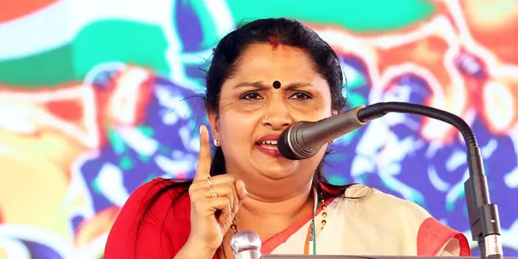ആർഷോയെക്കാൾ മോശം ഭാഷയിൽ പെൺകുട്ടികളോട് സംസാരിച്ചിരുന്ന ആളാണ് പി. രാജീവ്; മന്ത്രിയായതിന്‍റെ ചരിത്രം പറയിപ്പിക്കരുത് -ദീപ്തി മേരി വർഗീസ്