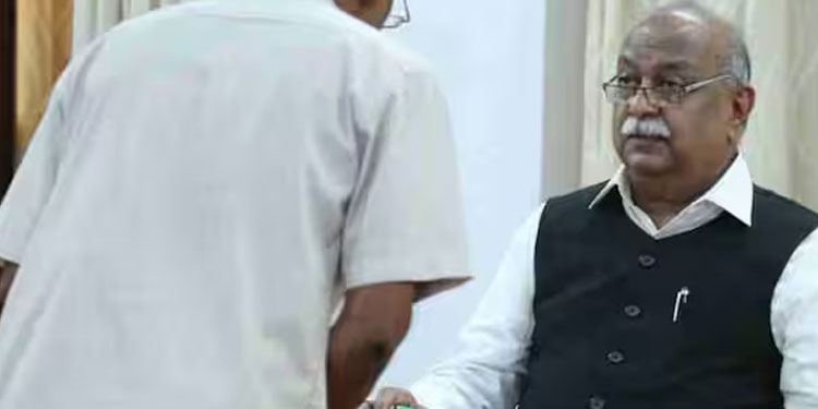 വീട് പുതുക്കിപ്പണിയണം, പക്ഷേ പട്ടയമില്ല, 50 വർഷം കാത്തു; ഒടുവിൽ ബീവി മൊയ്തീന് ആശ്വാസം, അപേക്ഷ സ്വീകരിച്ചു