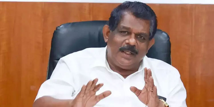 കെ.എസ്.ആര്.ടി.സി; മുൻമന്ത്രിയുടെ കാലത്ത് നിയമിച്ച ഏഴുപേരെ പിരിച്ചുവിട്ടു