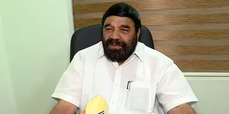 ‘യുഡിഎഫിനെ ആരു വിചാരിച്ചാലും രക്ഷിക്കാൻ പറ്റില്ല, സ്വയം വരുത്തിവച്ച വിന’; ജനങ്ങൾ അവരെ കയ്യൊഴിഞ്ഞെന്നും വാസവൻ