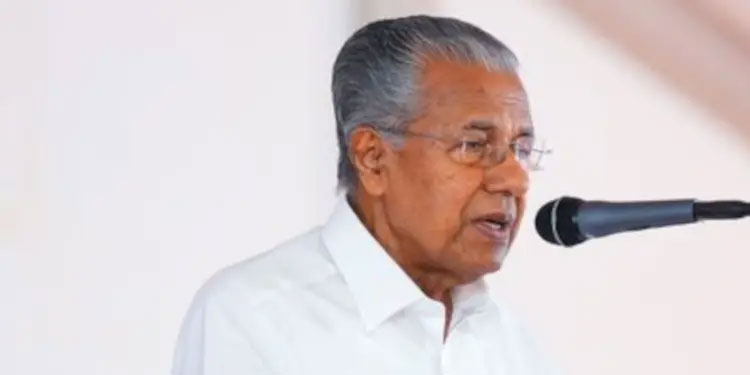 കേരളത്തിലെ കോൺഗ്രസിന് സംഘപരിവാർ മനസ്; സിഎഎയെ കുറിച്ച് മിണ്ടാട്ടമില്ല : മുഖ്യമന്ത്രി