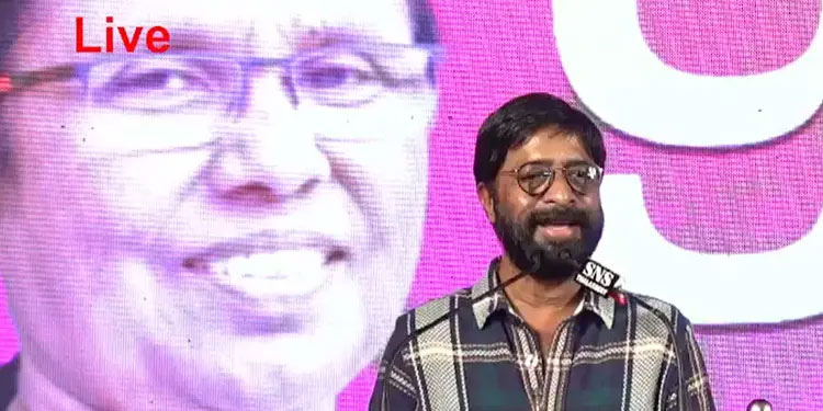 നാടിന്റെ ഭാവിക്ക്‌ ഇടതുപക്ഷം ജയിക്കണം; മനുഷ്യരുടെ വേദന തൊട്ടറിയാനും ആശ്വസിപ്പിക്കാനുമുള്ള മനസ്‌ കെ കെ ശൈലജ ടീച്ചർക്കുണ്ട്‌: ഹരിശ്രീ അശോകൻ
