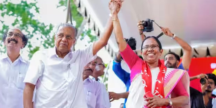 ‘വടകര ശൈലജ ടീച്ചർക്കുള്ളത്, മഹാമാരിയെ നേരിട്ട കേരളത്തിന്‍റെ അതിജീവനശക്തിയുടെ മുഖം’; വോട്ട് തേടി മുഖ്യമന്ത്രി