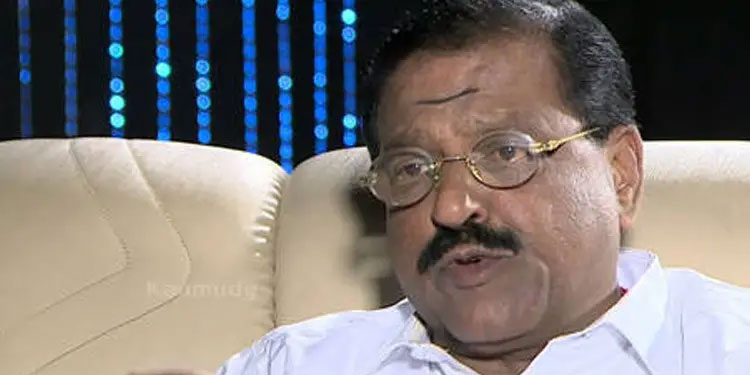 നാമനിർദേശപത്രിക: കലക്ടറേറ്റിൽ ഉണ്ണിത്താന്റെ പരിഹാസ്യ നാടകം