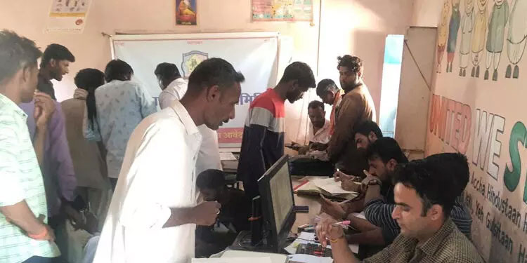 പാകിസ്താനിൽനിന്നുള്ള ഹിന്ദു കുടുംബങ്ങൾക്ക് സി.എ.എ സർട്ടിഫിക്കറ്റ് നൽകി ആർ.എസ്.എസ് സംഘടന