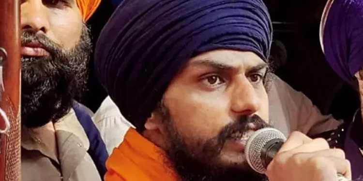 സിഖ് വിഘടനവാദി നേതാവ് അമൃത്പാൽ സിങ് ലോക്സഭ തെരഞ്ഞെടുപ്പിൽ മത്സരിക്കുമെന്ന് അഭിഭാഷകൻ