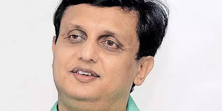 പെരുമാറ്റ ചട്ടം ലംഘിച്ചെന്ന യു.ഡി.എഫ് പരാതിയിൽ മന്ത്രി റിയാസിനോട് കലക്ടര്‍ വിശദീകരണം തേടി