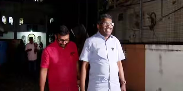 കരുവന്നൂർ ബാങ്ക് തട്ടിപ്പ് കേസിൽ സിപിഎം നേതാവ് പി കെ ബിജുവിനെ 8 മണിക്കൂറിലേറെ ചോദ്യം ചെയ്തു, വീണ്ടും ഹാജരാകണം