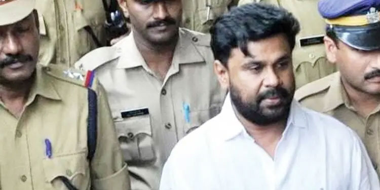 നടിയെ ആക്രമിച്ച കേസ്; മെമ്മറി കാർഡ് 3 തവണ അനധികൃതമായി പരിശോധിച്ചെന്ന്‌ റിപ്പോർട്ട്