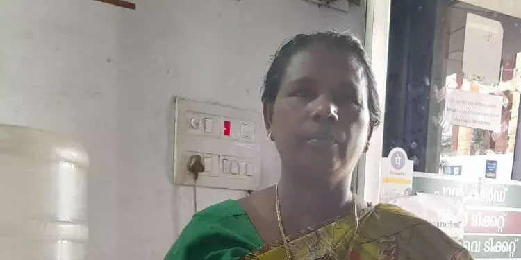 മധ്യവയസ്കയുടെ കൈയിൽ നിന്നും ബൈക്കിലെത്തിയയാൾ ലോട്ടറി തട്ടി പറിച്ച് കടന്നു കളഞ്ഞു