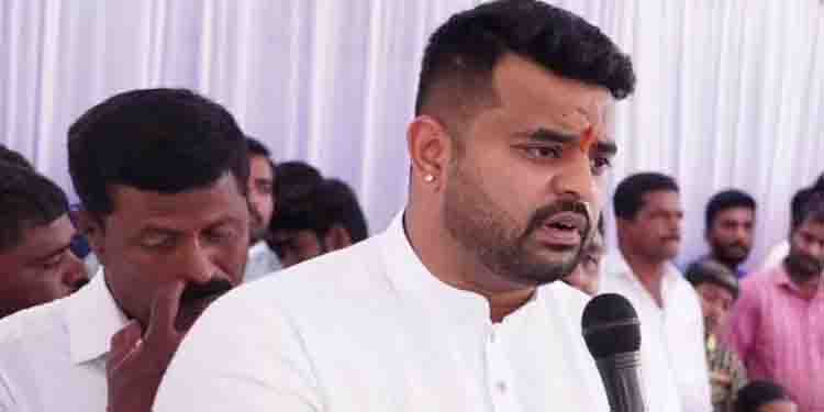 പ്രജ്വൽ രേവണ്ണയ്ക്ക് സസ്പെൻഷൻ, പീഡന ദൃശ്യങ്ങൾ പുറത്തുവന്നത് മുൻ ഡ്രൈവറിൽ നിന്ന്, കൈമാറിയത് ബിജെപി നേതാവിന്