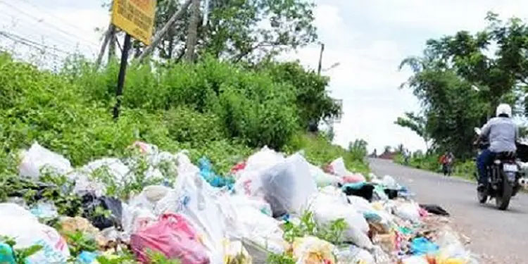 മാലിന്യം തള്ളുന്നവർക്കെതിരെ നടപടി; പുല്ലമ്പാറയിൽ ഒരാഴ്‌ചക്കിടെ ഈടാക്കിയത്‌ 60,000 രൂപ