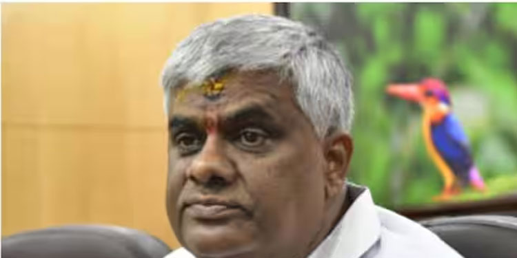 ബലാത്സം​ഗ പരാതി: എച്ച്. ഡി. രേവണ്ണ കസ്റ്റഡിയിൽ; പിടിയിലായത് ദേവ​ഗൗഡയുടെ വസതിയിൽ നിന്ന്