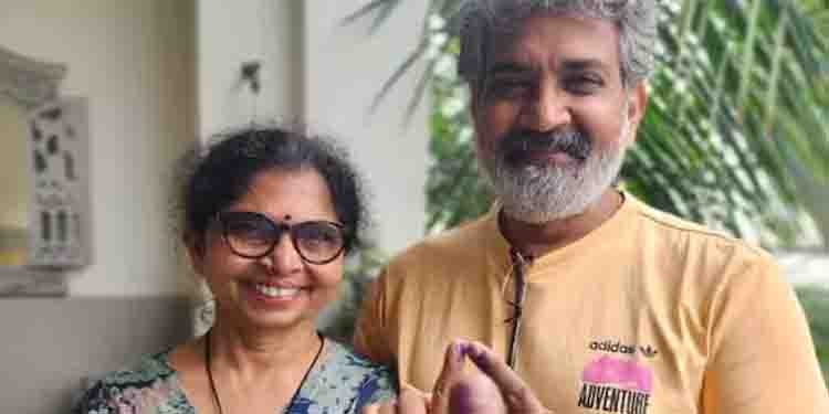 വോട്ട് ചെയ്യാന്‍ വേണ്ടി മാത്രം ദുബായില്‍ നിന്നും പറന്നിറങ്ങി നേരെ പോളിംഗ് ബൂത്തിലെത്തി രാജമൗലി