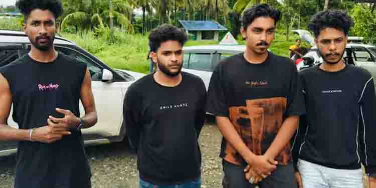 കഞ്ചാവുമായി കാറിൽ 4 യുവാക്കൾ, കൈവശം കണ്ടെത്തിയത് തോക്കും ക്രഷറും ഇലക്ട്രോണിക് സിഗരറ്റും, അറസ്റ്റ്
