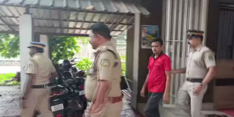 ട്രെയിൻ യാത്രക്കിടെ വിദേശ വനിതയ്ക്കുനേരെ ലൈംഗികാതിക്രമം; പാൻട്രി ജീവനക്കാരൻ അറസ്റ്റിൽ