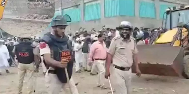 മസ്ജിദിന്റെ ഭാഗം പൊളിച്ചു; ഡൽഹി മംഗൾപുരിയിൽ സംഘർഷം
