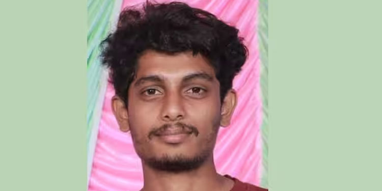 ജോലികഴിഞ്ഞ് വീട്ടിലേക്ക് മടങ്ങവേ ബൈക്കിൽ കാറിടിച്ചു, ആലപ്പുഴയിൽ യുവാവിന് ദാരുണാന്ത്യം