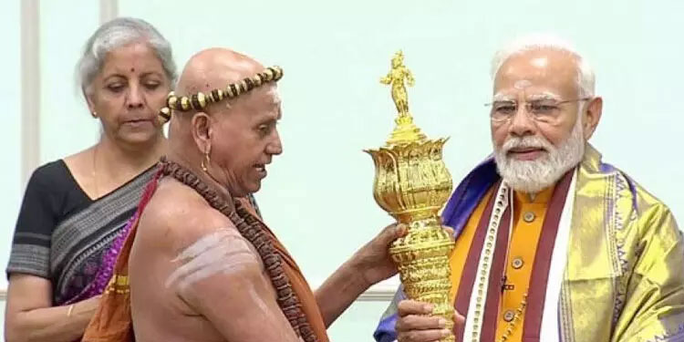 ‘പാർല​മെന്റിലെ ചെങ്കോൽ മാറ്റൂ, പകരം ഭരണഘടനയു​ടെ ഭീമൻ പ്രതി സ്ഥാപിക്കൂ’ -സ്പീക്കർക്ക് കത്തെഴുതി സമാജ് വാദി പാർട്ടി എം.പി