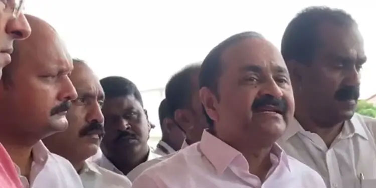 ആരോഗ്യമന്ത്രിക്ക് കേന്ദ്രം ക്ലീയറൻസ് കൊടുക്കണമായിരുന്നു; നടപടി ദൗർഭാഗ്യകരമെന്ന് വി ഡി സതീശൻ