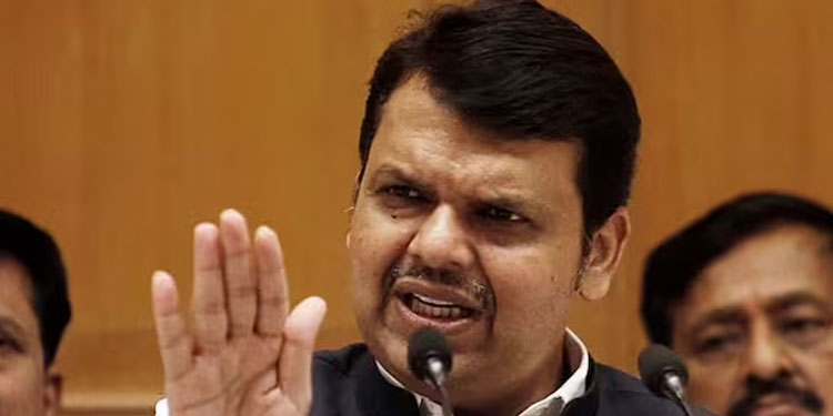 രാഷ്ട്രീയ കേന്ദ്രങ്ങളെ അമ്പരപ്പിച്ച് ഫഡ്നാവിസ്, മഹാരാഷ്ട്ര ഉപമുഖ്യമന്ത്രി സ്ഥാനം രാജിവെക്കുമെന്ന് പ്രഖ്യാപനം