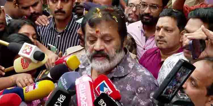 ‘അവരുടെ പാർട്ടിക്കാർ തന്നെ, അവർ തന്നെ തീർത്തോളും’: വൈദികനെതിരായ മുഖ്യമന്ത്രിയുടെ പരാമർശത്തിൽ സുരേഷ് ഗോപി