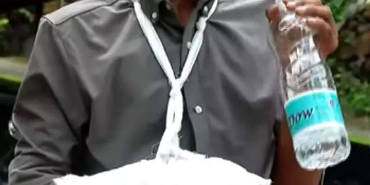 കൊടുവള്ളി സ്കൂളിൽ ക്രൂര റാഗിങ്: രണ്ട് പ്ലസ് ടു വിദ്യാർഥികളെ സസ്പെൻഡ് ചെയ്തു