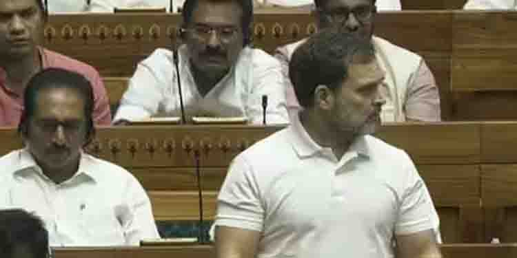 സത്യത്തെ നീക്കാൻ കഴിയില്ലെന്ന് രാഹുൽ; എന്തുകൊണ്ട് രാഹുലിന്റെ പ്രസംഗം മാത്രം നീക്കം ചെയ്തുവെന്ന് കെസി,പ്രതിഷേധം