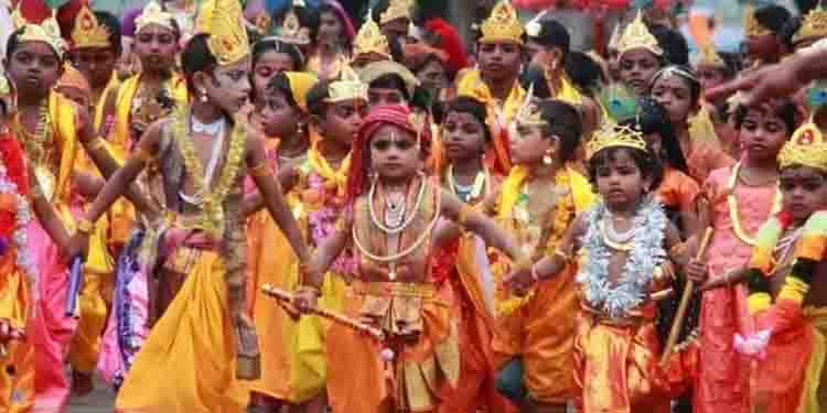 ഇന്ന് ശ്രീകൃഷ്ണ ജയന്തി; ഭക്തജനത്തിരക്കിൽ ഗുരുവായൂർ, ആറന്മുളയിൽ വള്ളസദ്യ, ശോഭാ യാത്രകൾ ആര്‍ഭാടങ്ങളില്ലാതെ