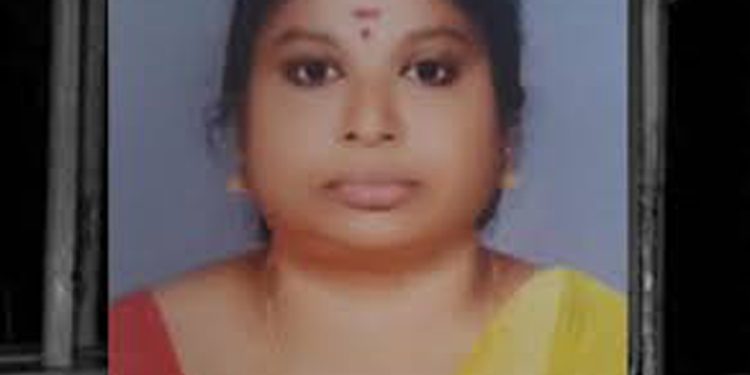 ആലപ്പുഴ  കരൂരില്‍ കൊന്നുകുഴിച്ചു മൂടിയ യുവതിയുടെ മൃതദേഹം കണ്ടെത്തി
