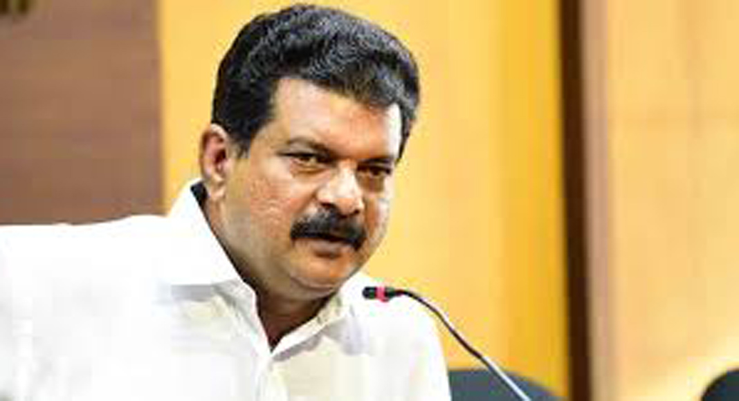 വനിതാ ഡോക്ടര്‍മാരെ ആക്ഷേപിച്ചു ; പി വി അന്‍വറിനെതിരെ ഡോക്ടര്‍മാരുടെ സംഘടന