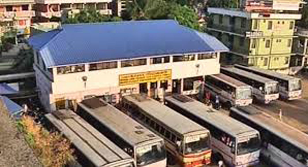 കോടികള്‍ മുടക്കി നിര്‍മിച്ച പാലക്കാട് കെഎസ്ആര്‍ടിസി ബസ് സ്റ്റാന്റില്‍ ശുചിമുറിയില്ല