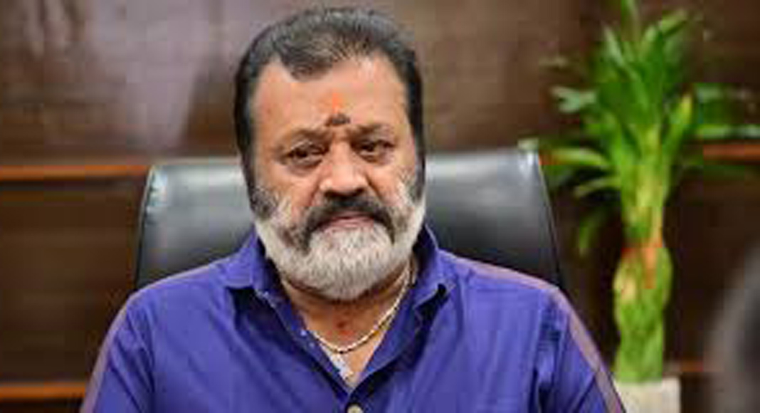 തൃശൂര്‍പൂര വേദിയില്‍ ആംബുലന്‍സില്‍ എത്തിയതിന് സുരേഷ് ഗോപി എംപിക്കെതിരെ കേസ്