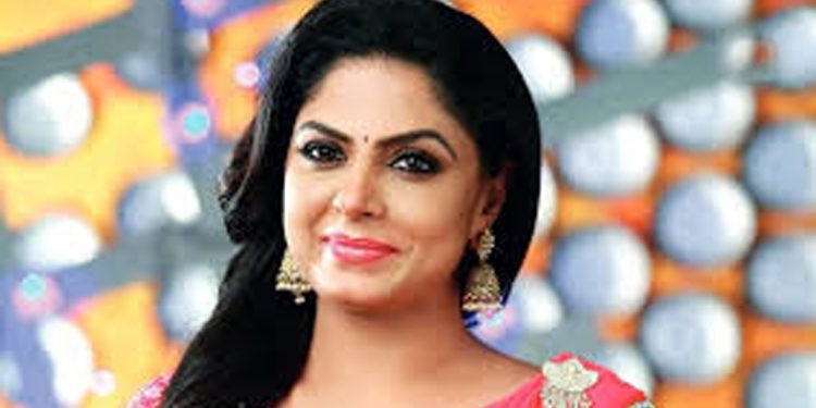 പ്രതിഫലം വാങ്ങുന്നത് വ്യക്തിപരമായ തീരുമാനമാണ് ; മറ്റുള്ളവര്‍ പ്രതിഫലം വാങ്ങുന്നതില്‍ അഭിപ്രായം പറയുന്നത് ഉചിതമല്ല ; ആശാ ശരത്